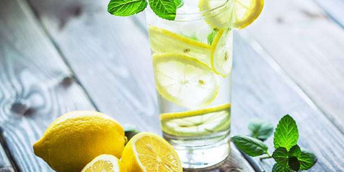 Start Your Day Fresh: The Benefits of Drinking Lemon Water Before Breakfast